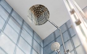 FridaysFlats, Sagrado Silencio - 3 BDR right by Sagrada Familia